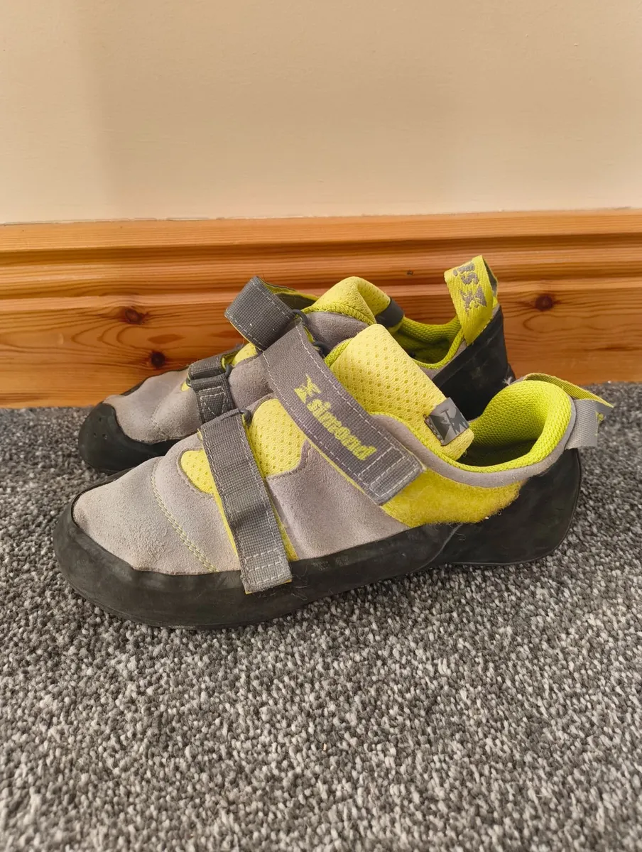 Climbing bouldering shoes size 7 - Image 2
