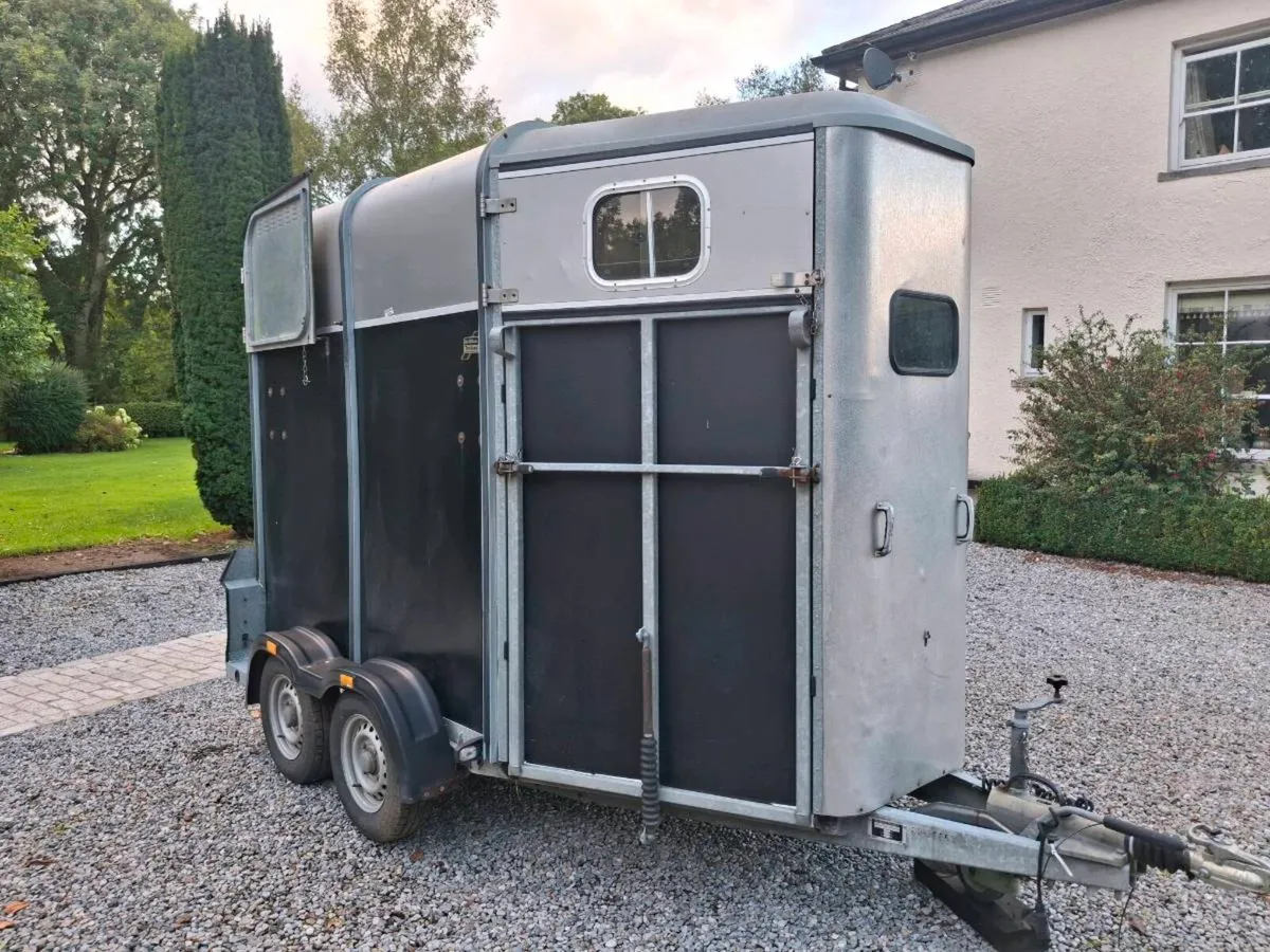 Horsebox - Image 1