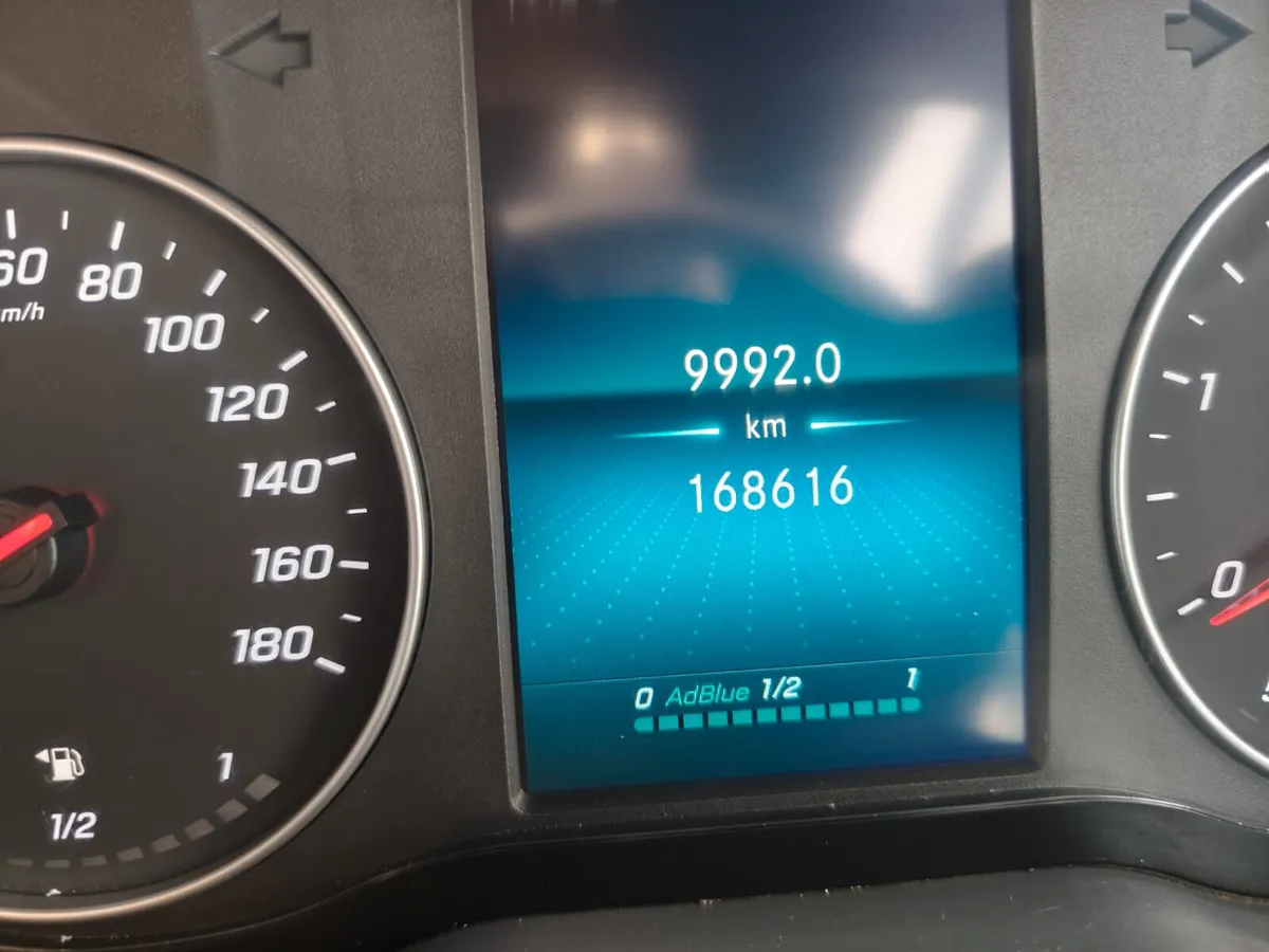 2019 MERCEDES SPRINTER LWB - Image 2