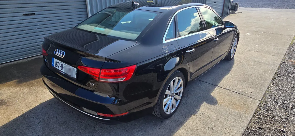 162 AUDI A4 SE - Image 2