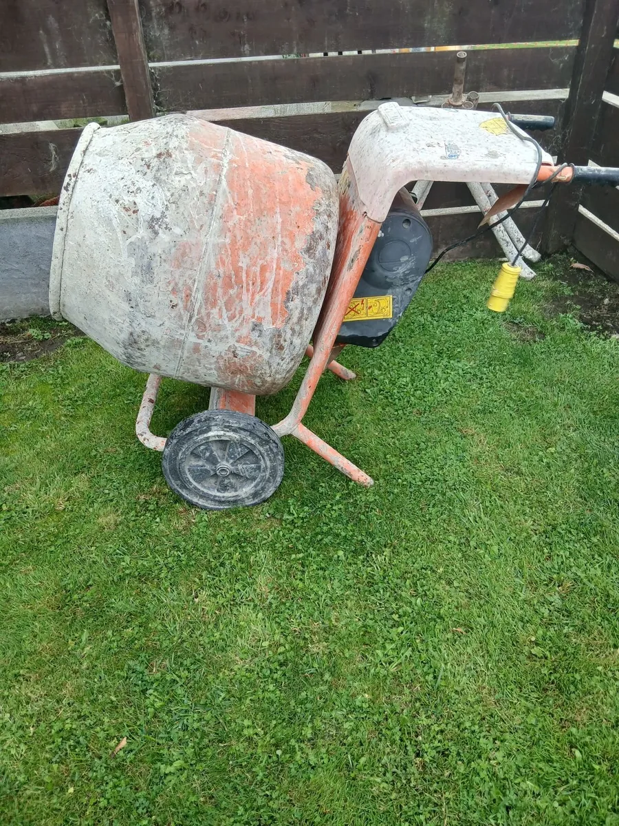 Cement Mixer Belle - Image 2