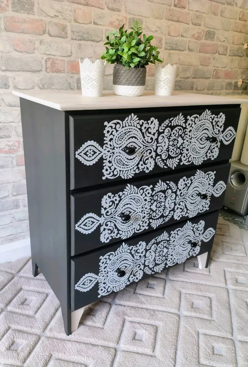 Chest of Drawers - Image 2