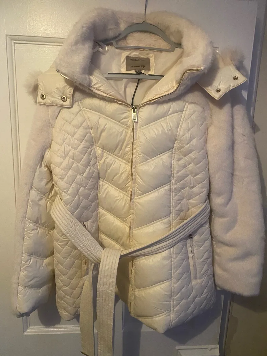 Brand new River Island coat - Never worn - Image 1