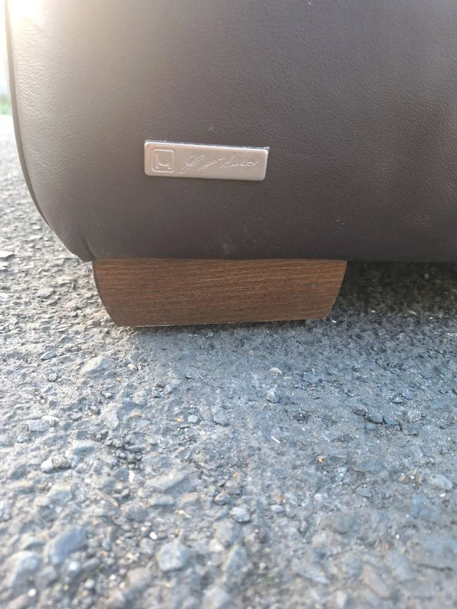 3 Seater Leather Sofa - Image 2