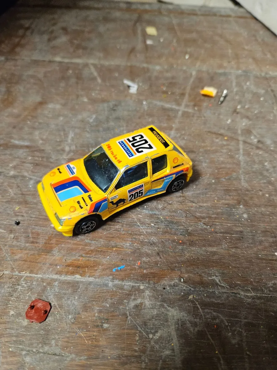 Corgi Burago Peugeot 205 Rally