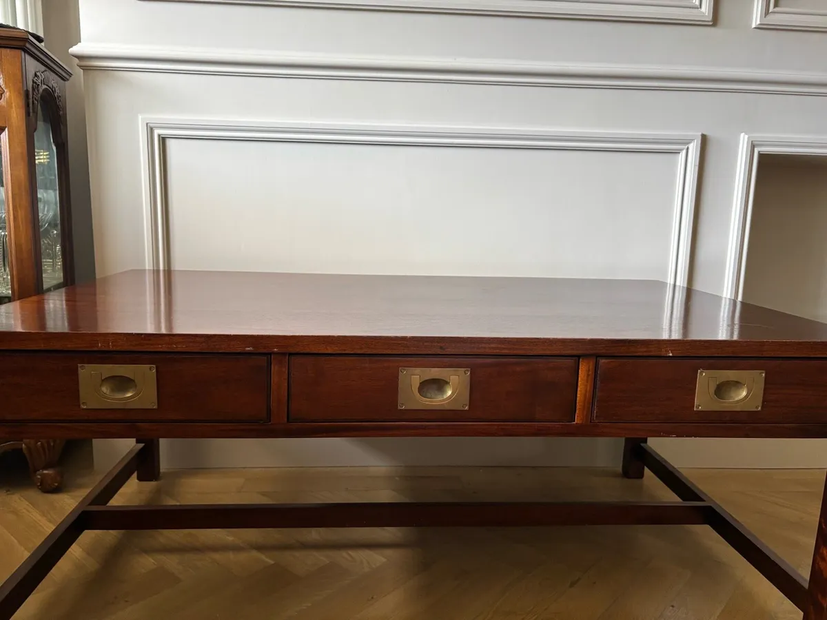 Large Mahogany and Brass Coffee Table - Image 3