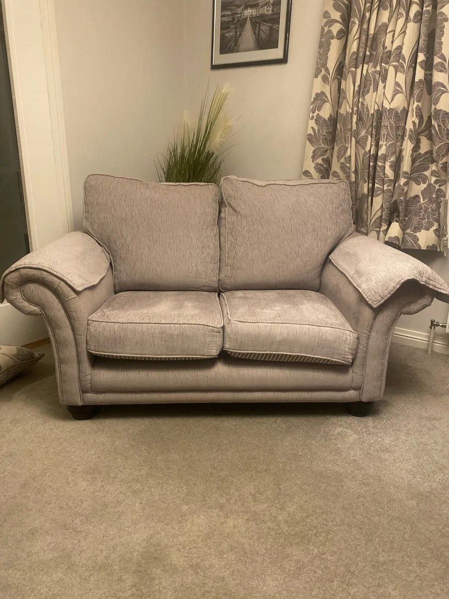 3 seater and 2 seater couch - Image 1
