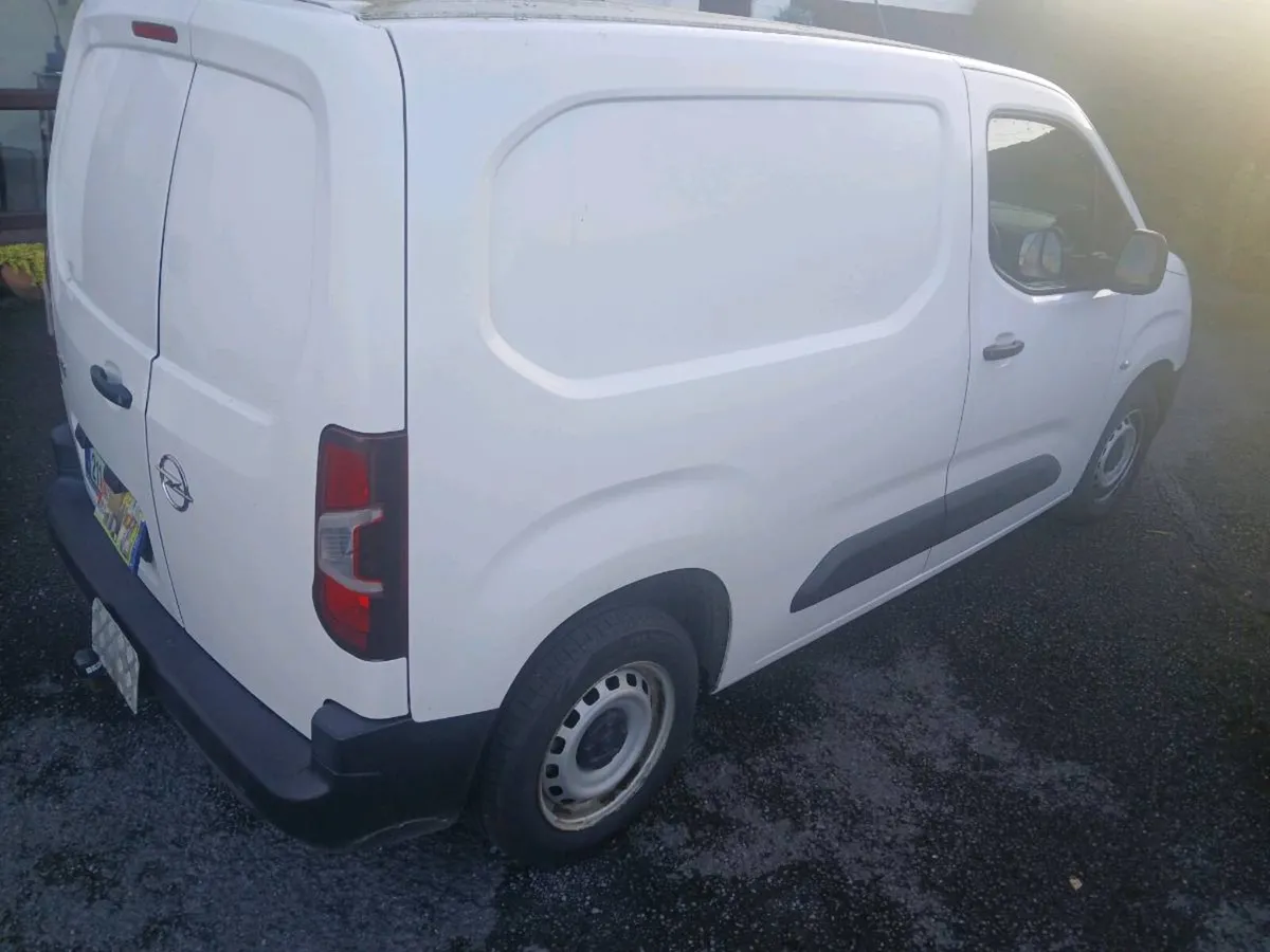 Opel combo van 3 seater - Image 2
