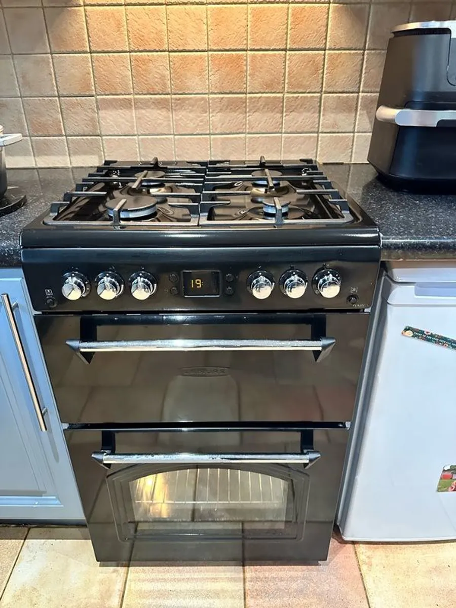 Gas Cooker For Sale - Image 2