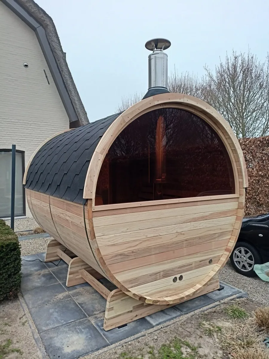 Canadian Red Cedar Barrel Sauna 270 cm - Image 2