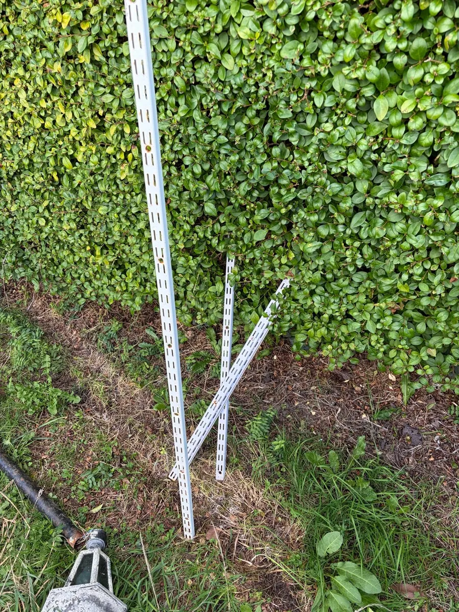 metal shelf rails €10 - Image 3
