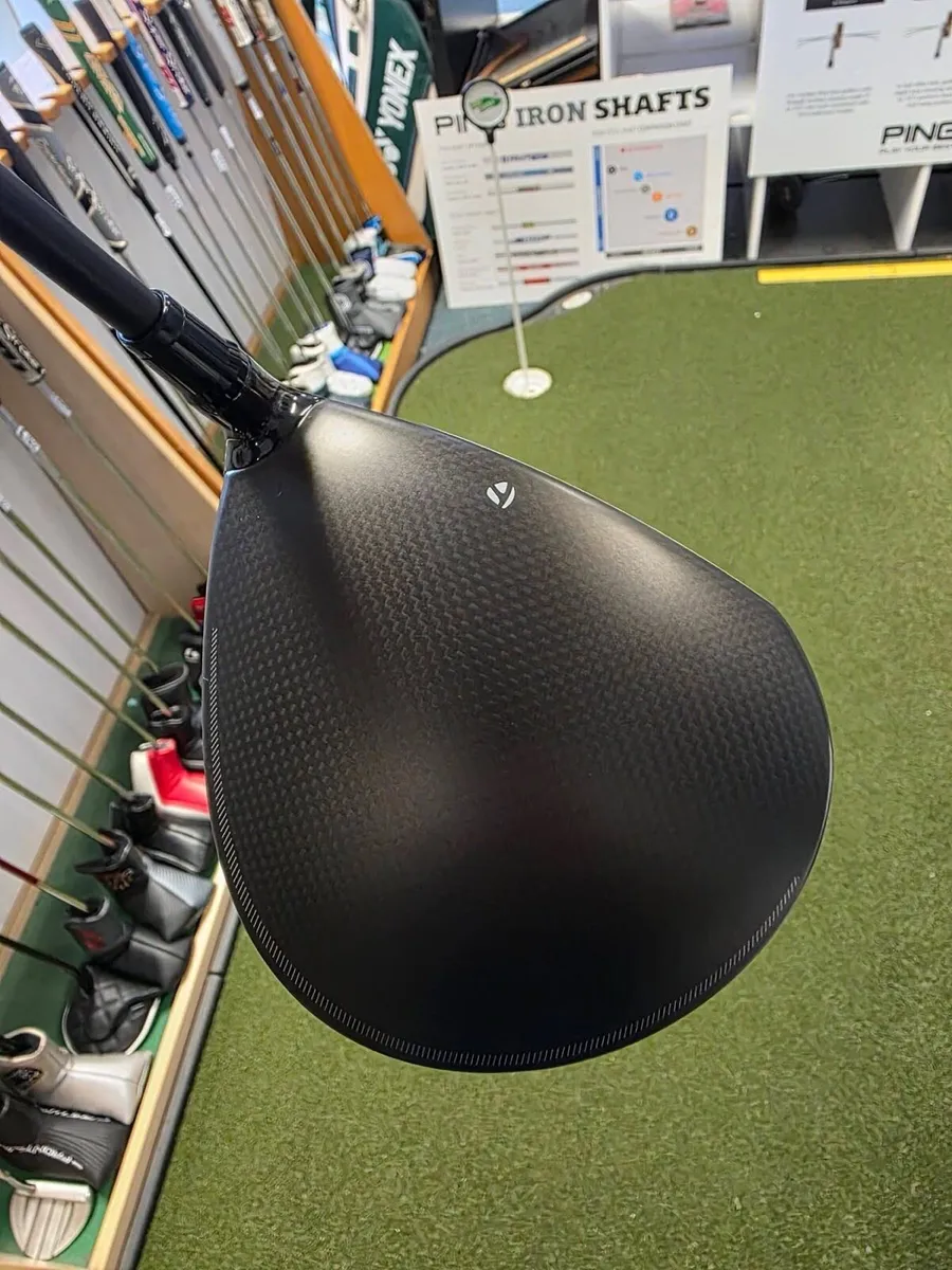 Taylormade Qi4D Driver - Image 3