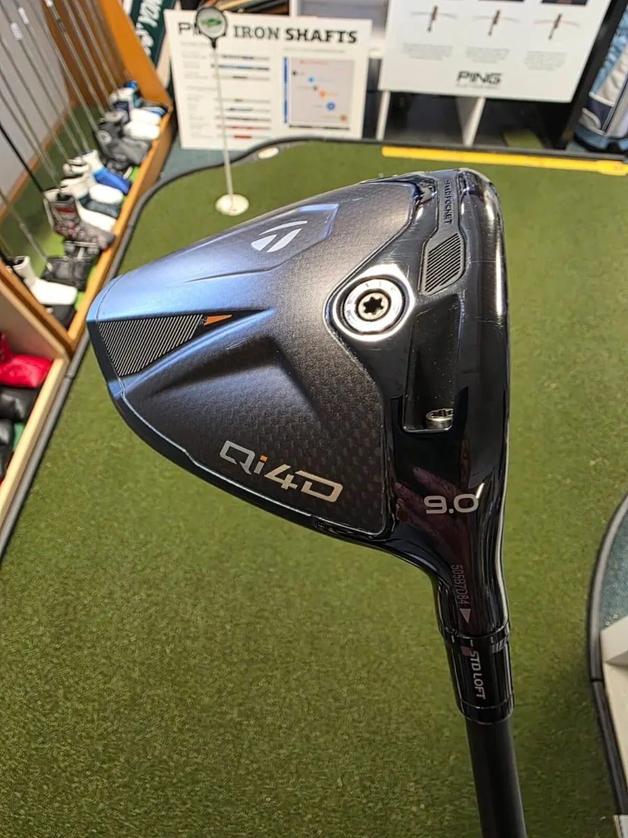 Taylormade Qi4D Driver - Image 2