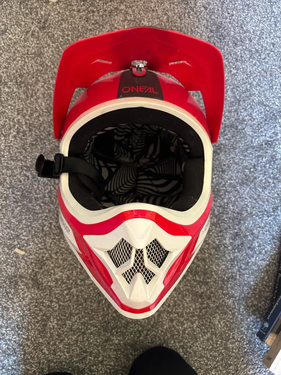 Bike helmet - Image 1