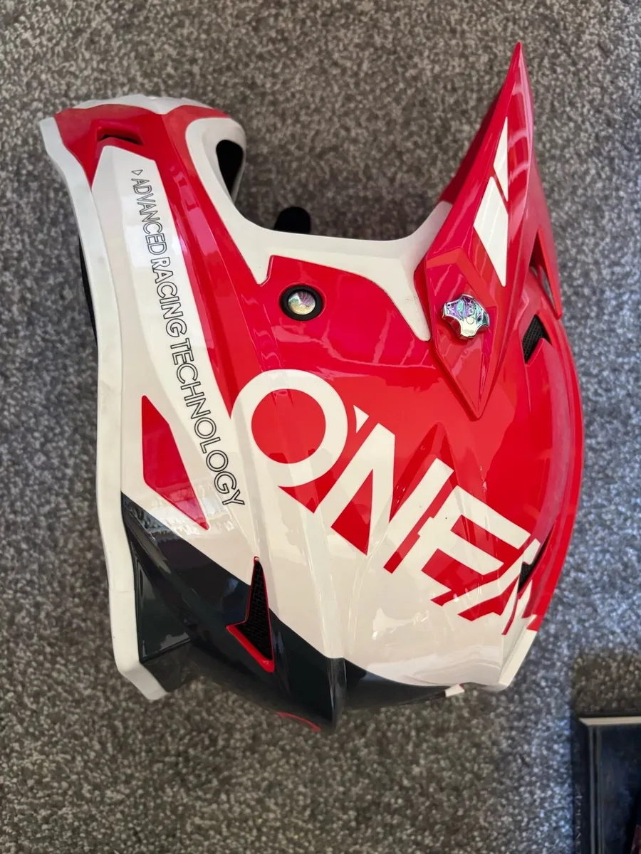 Bike helmet - Image 2