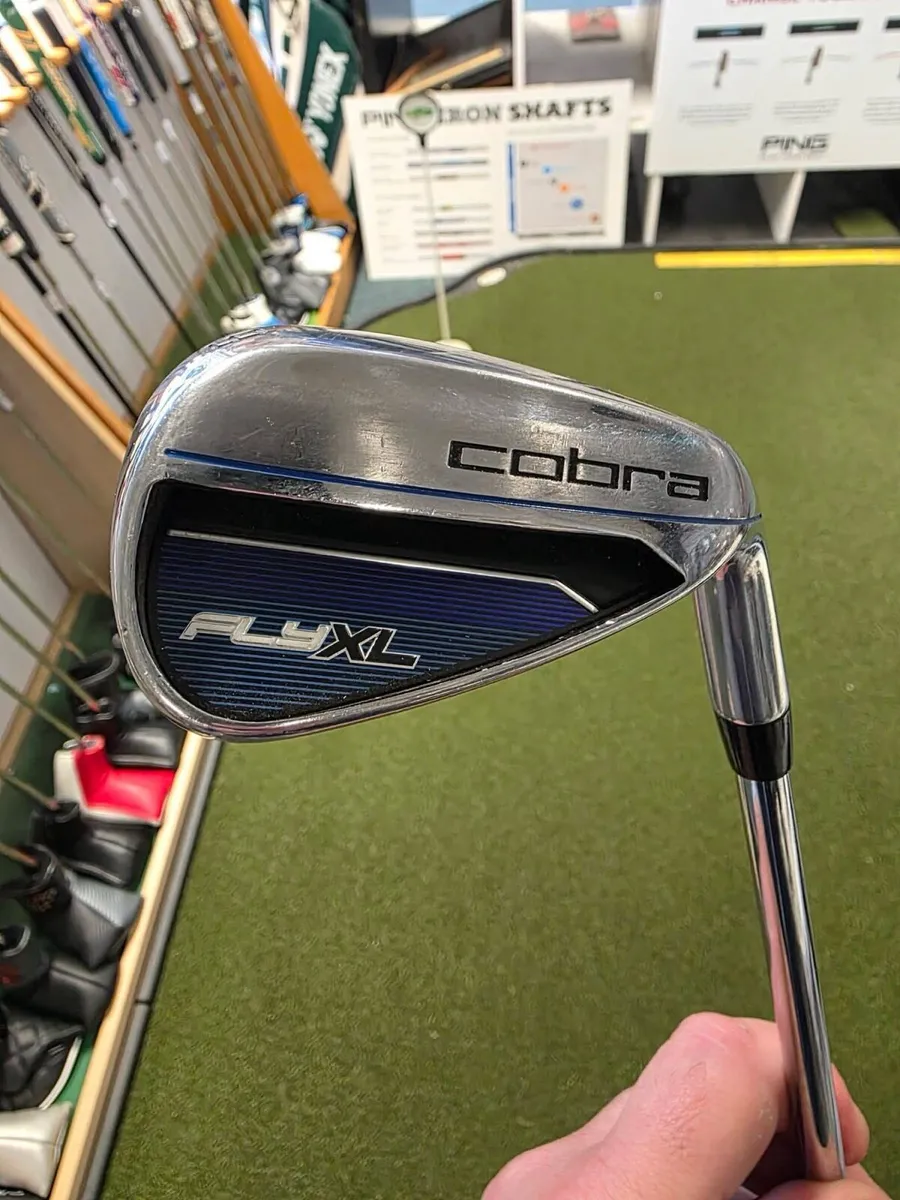 Cobra Fly XL Irons - Image 2