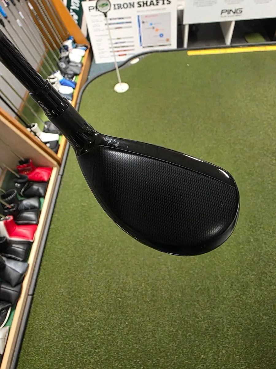 Taylormade Sim2 Plus 3 Hybrid - Image 3