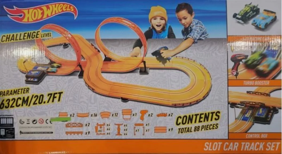 Motorised "Hot Wheels" Race Set - Image 1