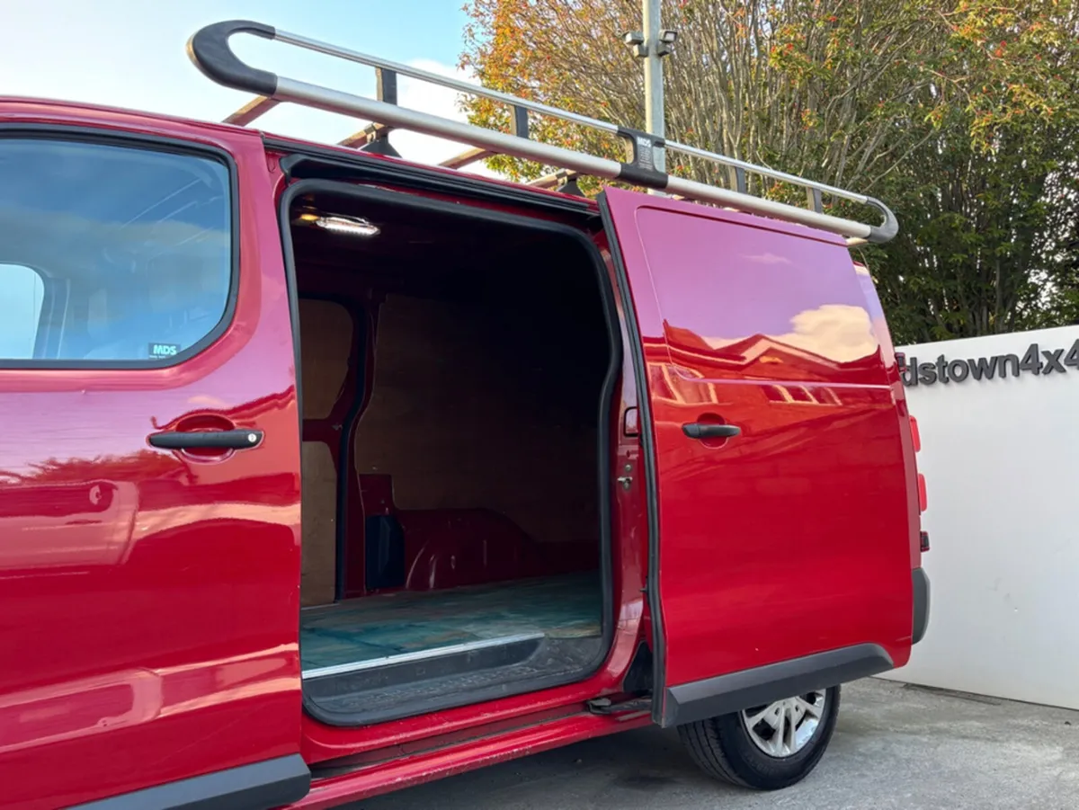 Citroen Dispatch LWB 1.5 BLUEHDI 100 6M 6MT 4DR - Image 3