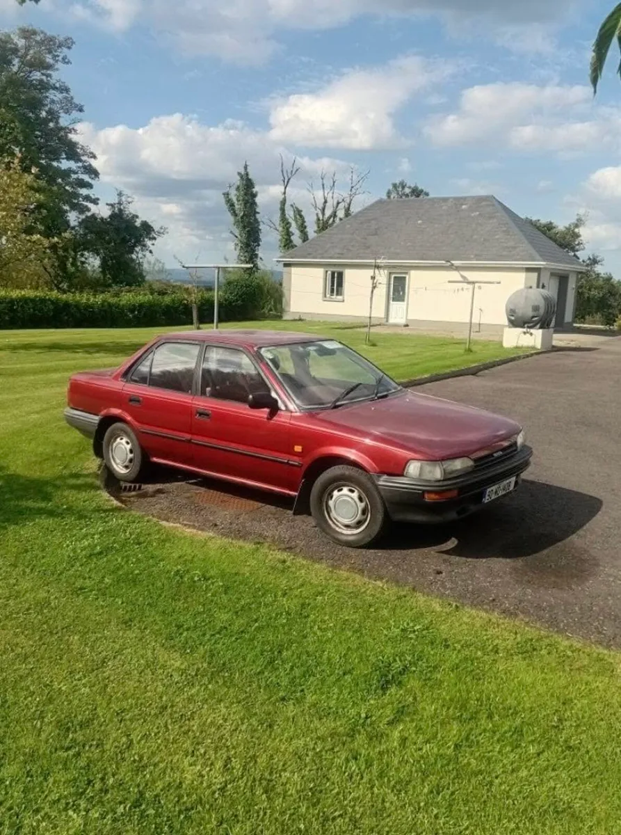 1990 Toyota Corolla 1.3 Petrol Brown Logbook - Image 3