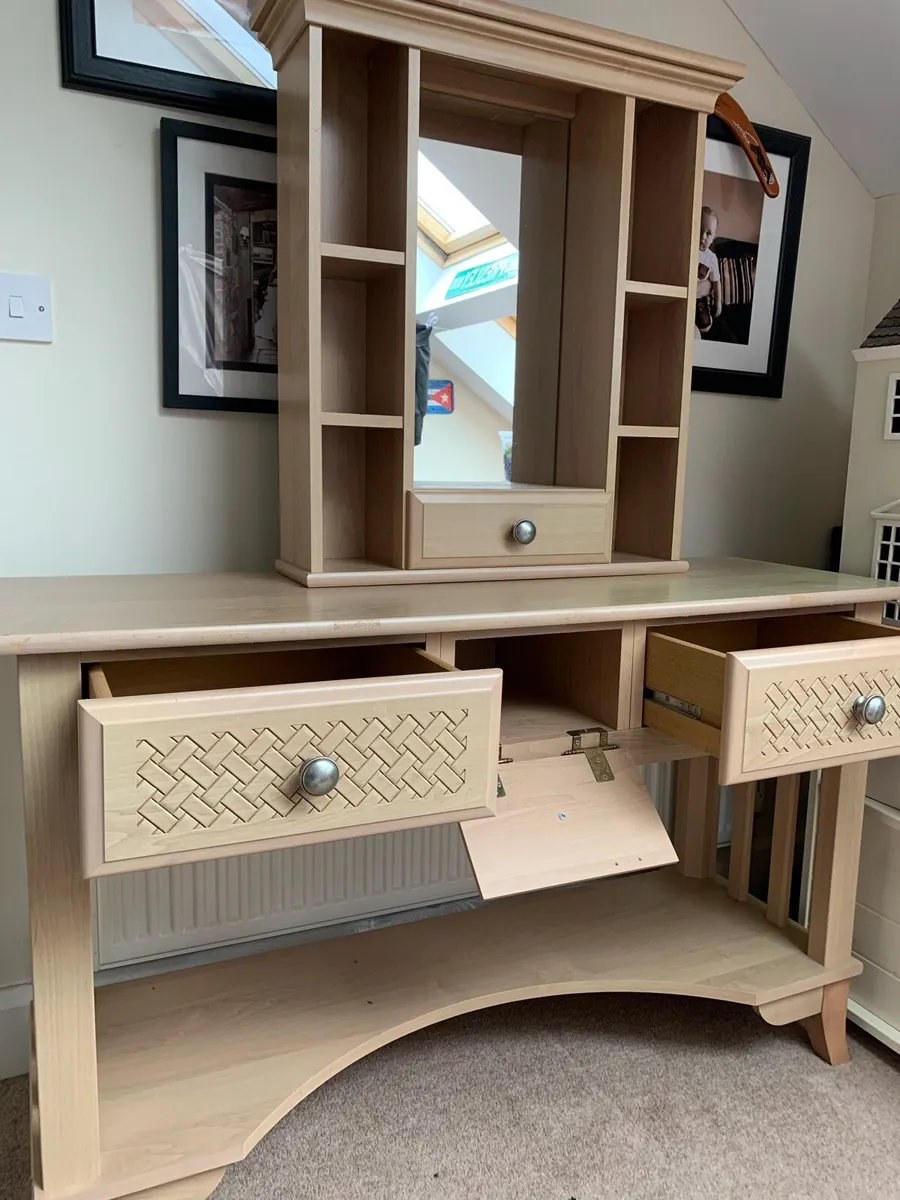 Dressing table - Image 4