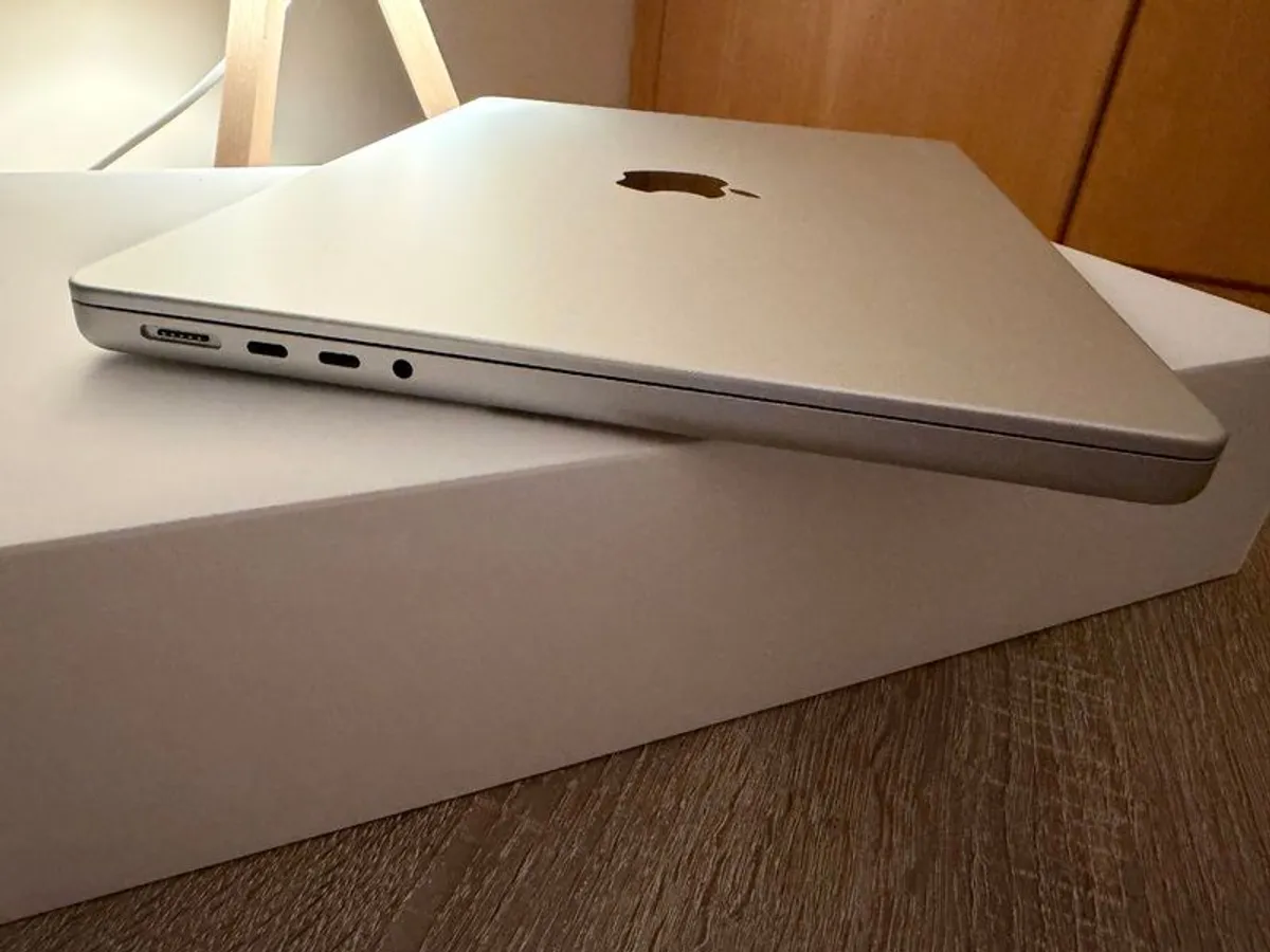 Apple MacBook Pro 14" M4 16GB 512GB Silver - Image 4