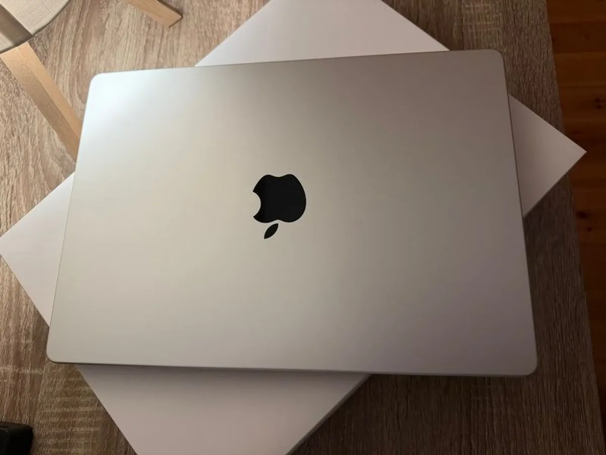 Apple MacBook Pro 14" M4 16GB 512GB Silver - Image 2