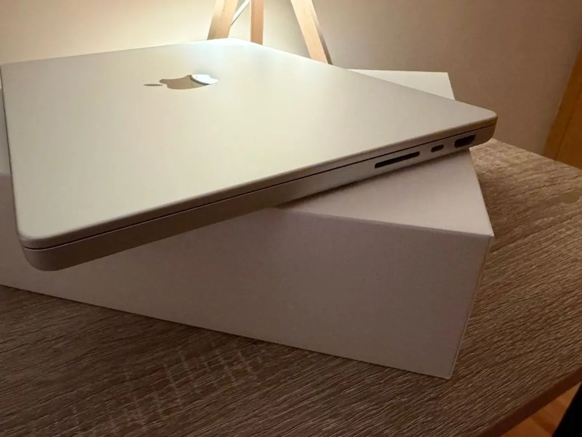 Apple MacBook Pro 14" M4 16GB 512GB Silver - Image 3