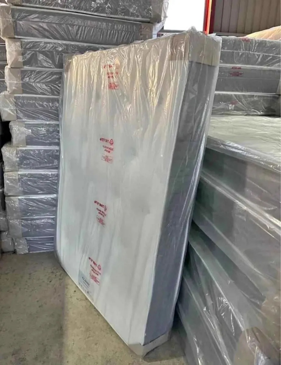 New Memory Foam Mattresses Free Delivery Nationwid - Image 3
