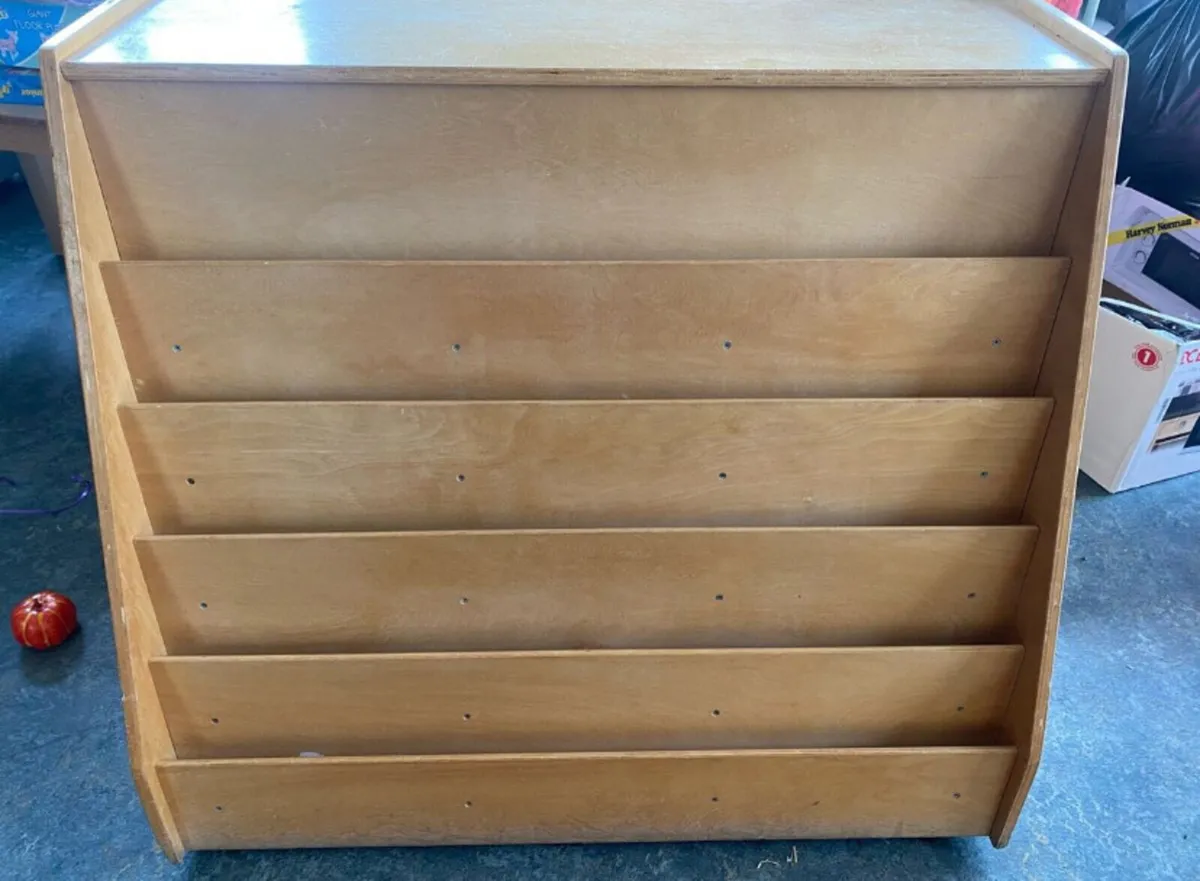 Library stand