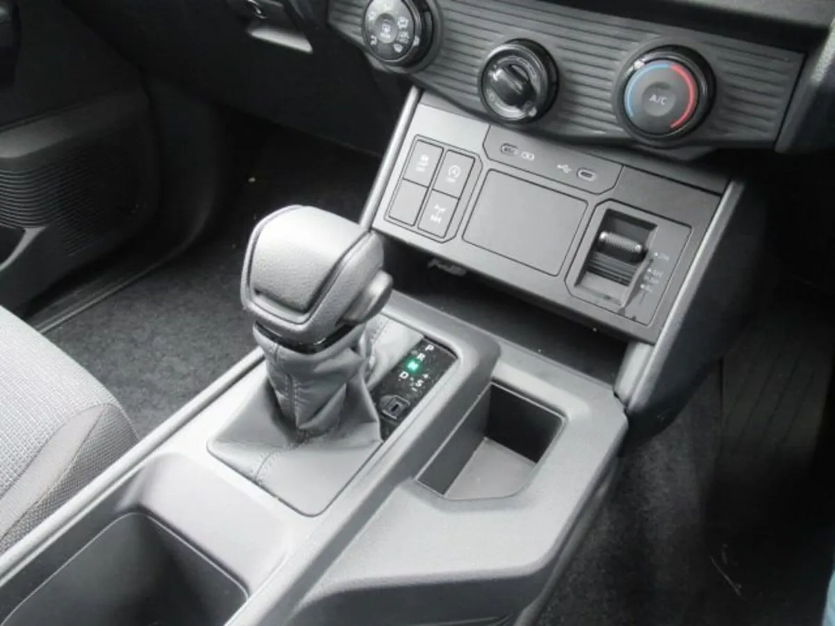 2.8 Active NEW MODEL 4dr Auto 205 BHP - Image 4