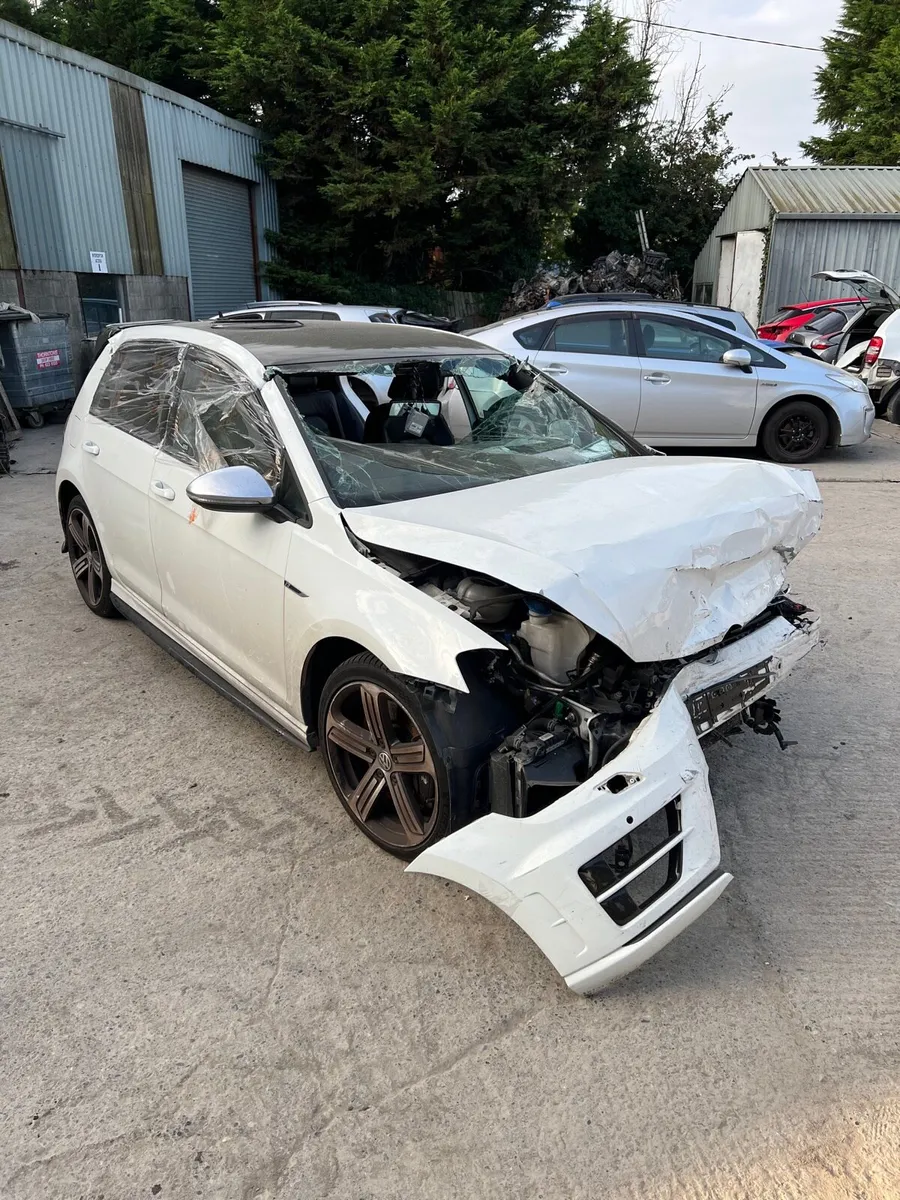 Breaking Vw golf 2015 r line 2.0tsi mk7 cjxb - Image 1