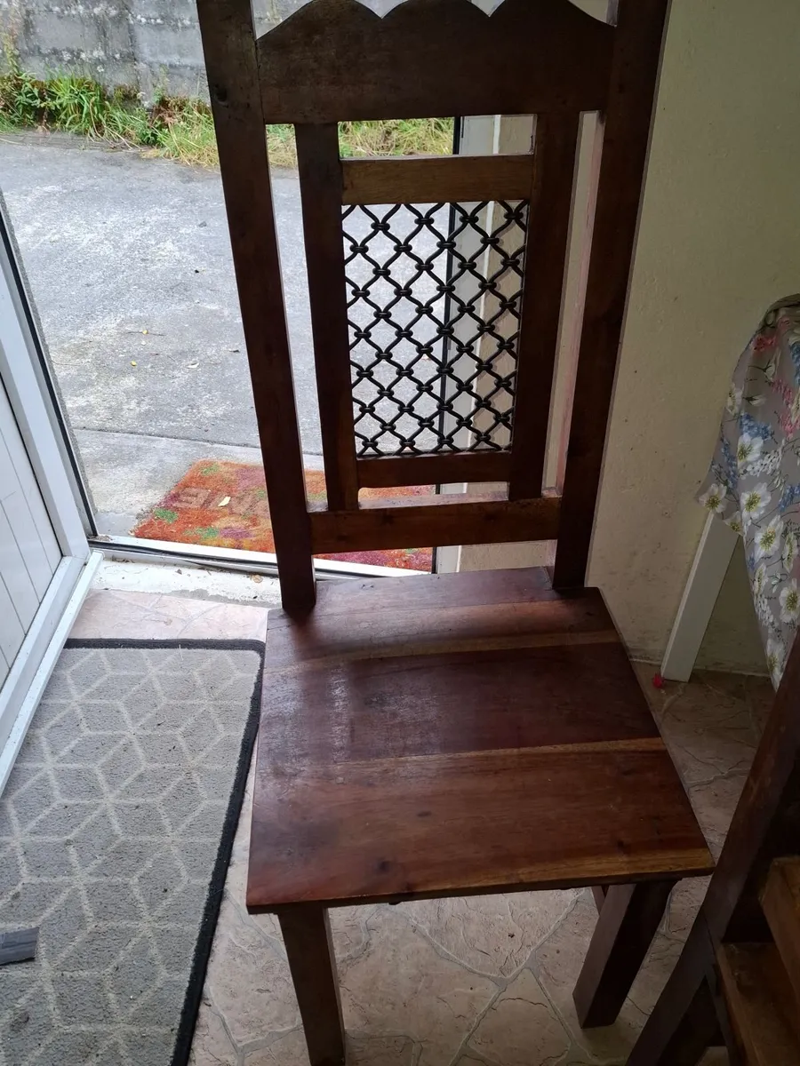 Dining room chairs - Image 2