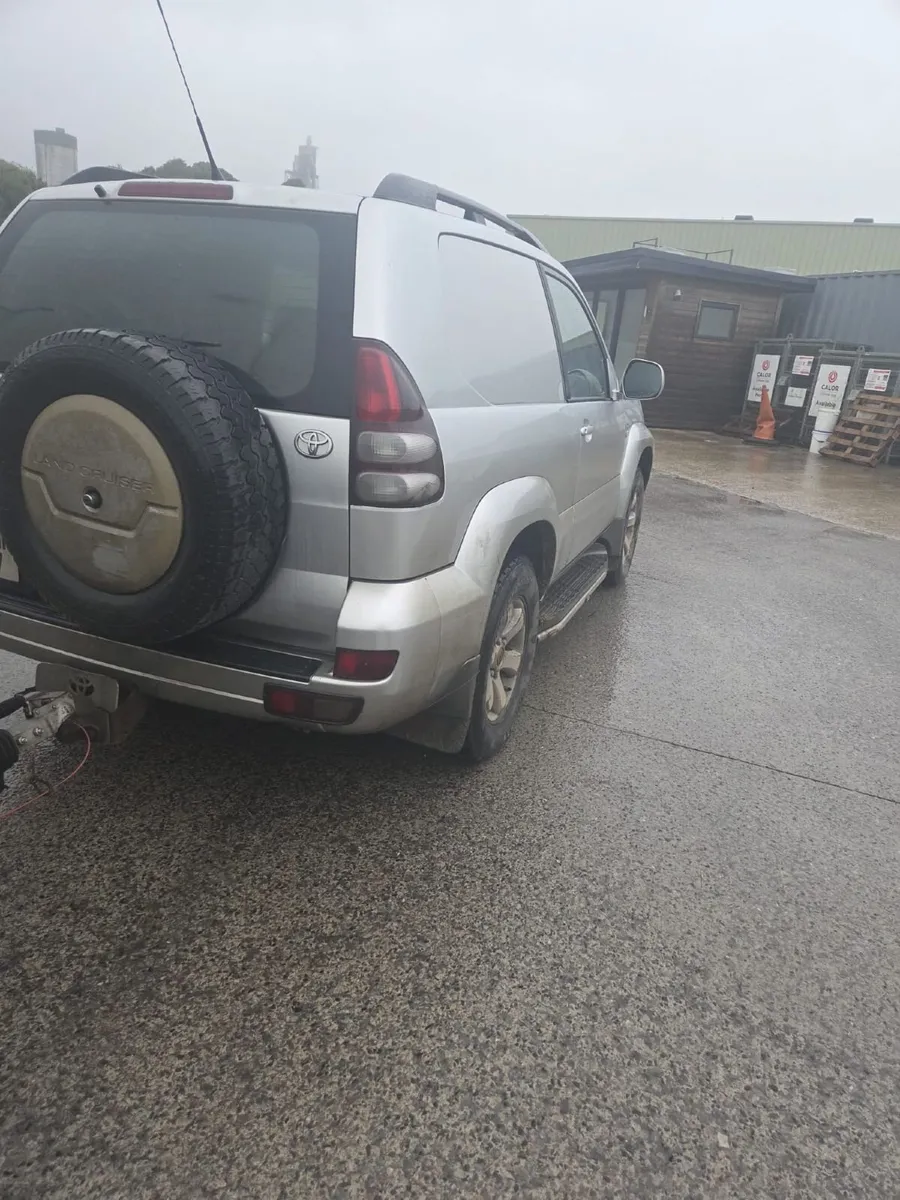 Toyota Land Cruiser 2006 SWB - Image 2