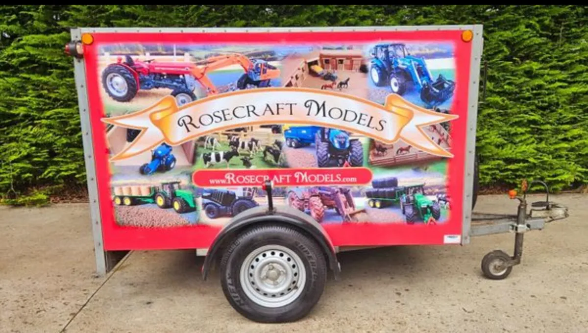 7ft x 4ft Box Trailer – Excellent Condition - Image 1