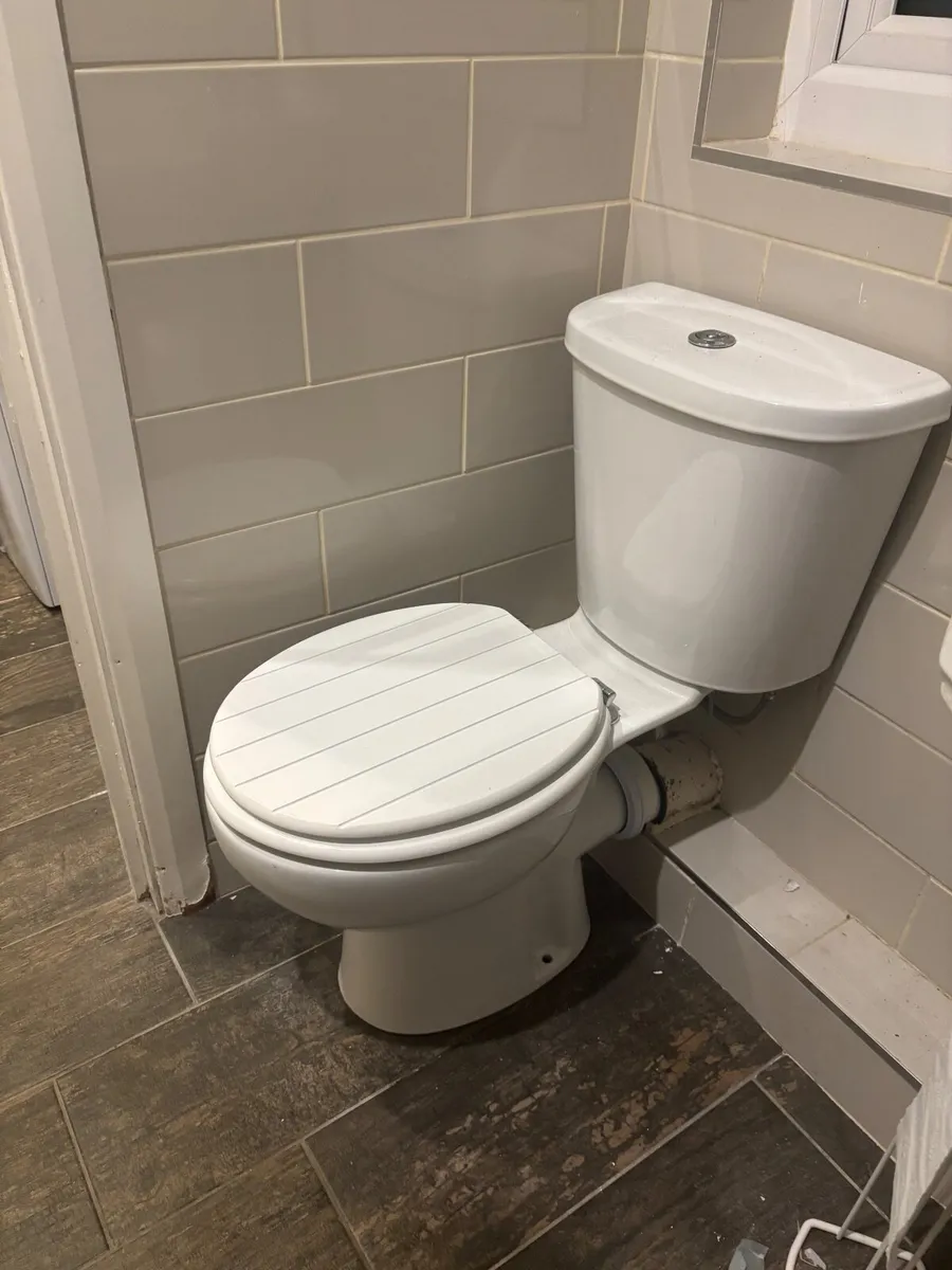 Toilet - Image 1