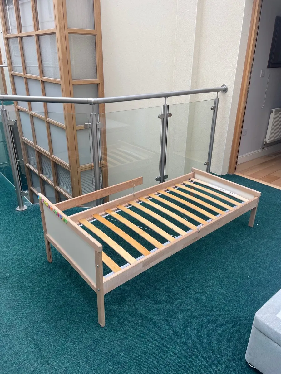 Child’s bed - Image 2