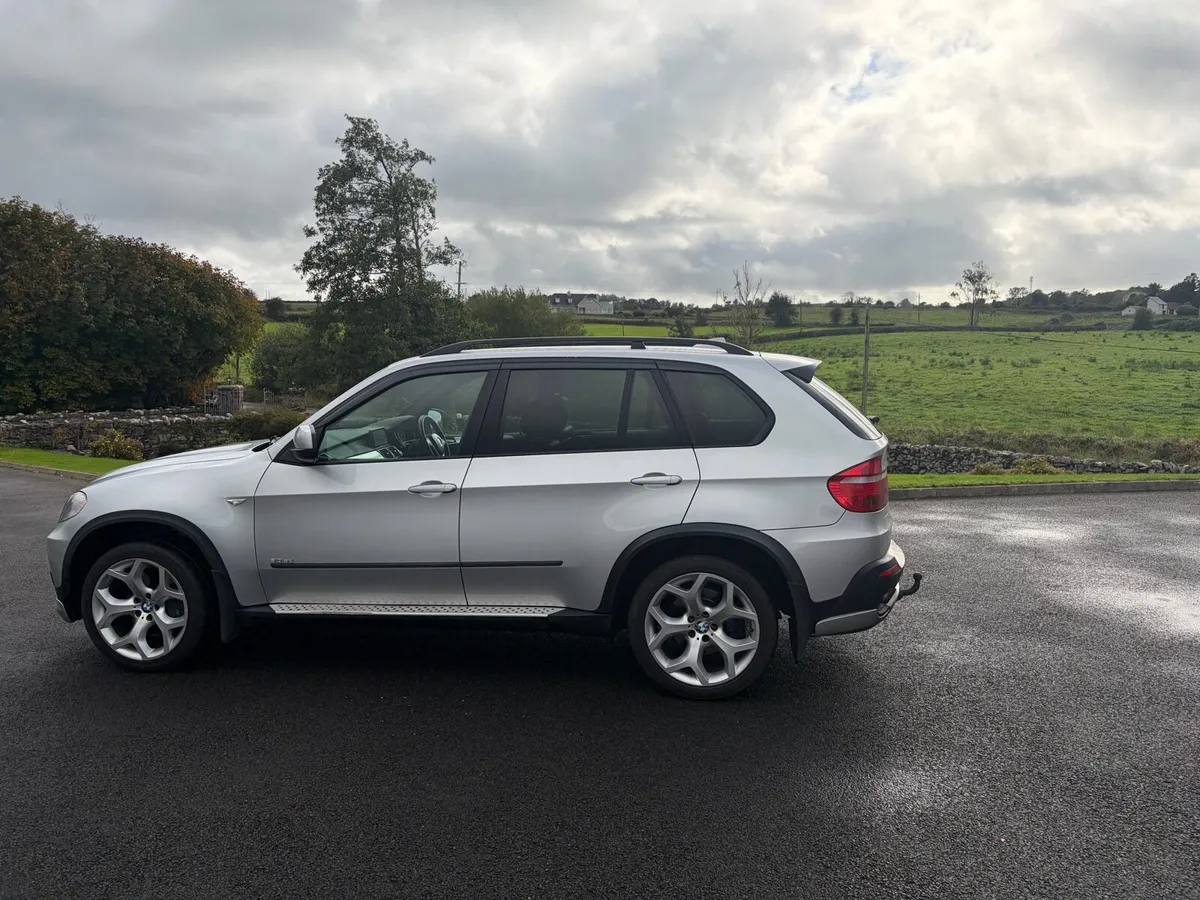 E70 x5 commercial - Image 3