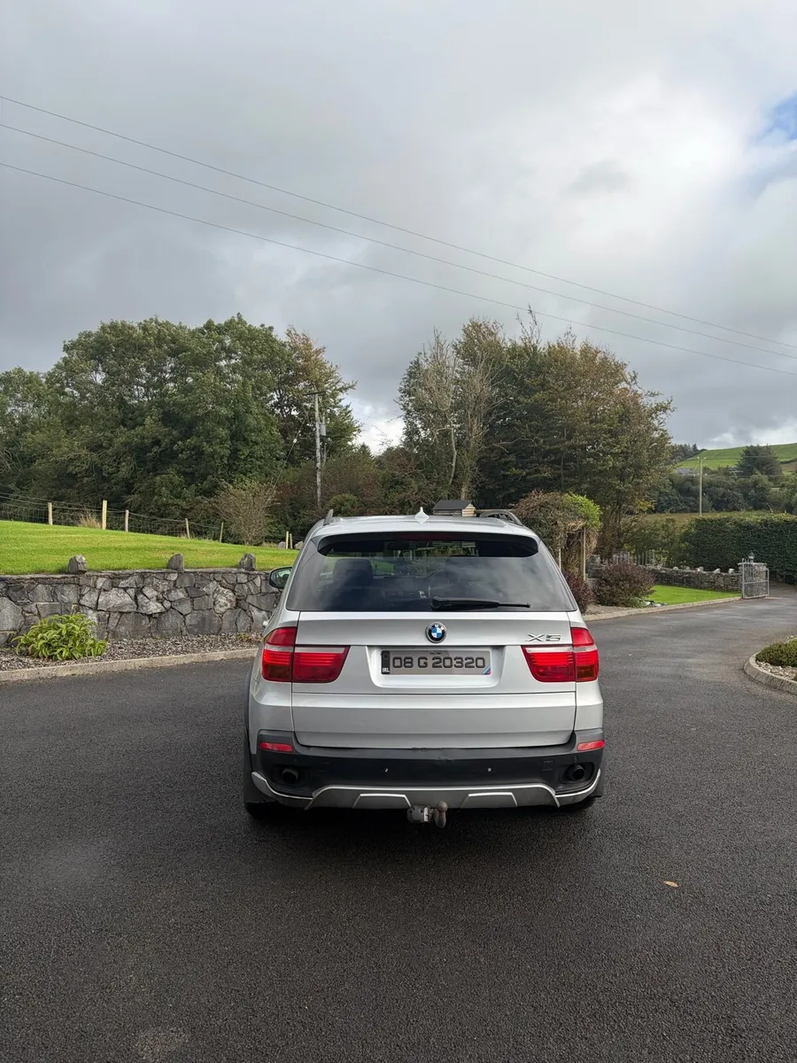 E70 x5 commercial - Image 4