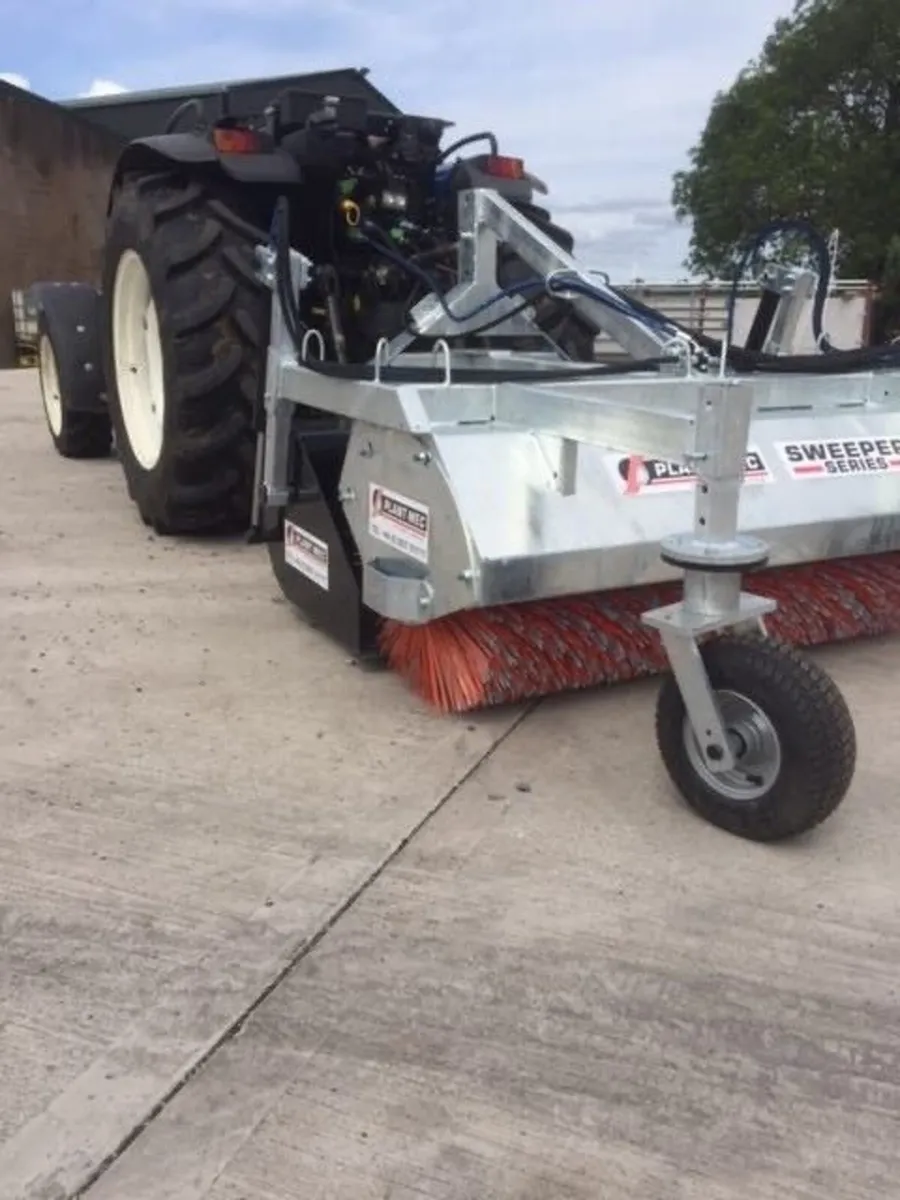 Road Sweeper - Image 1
