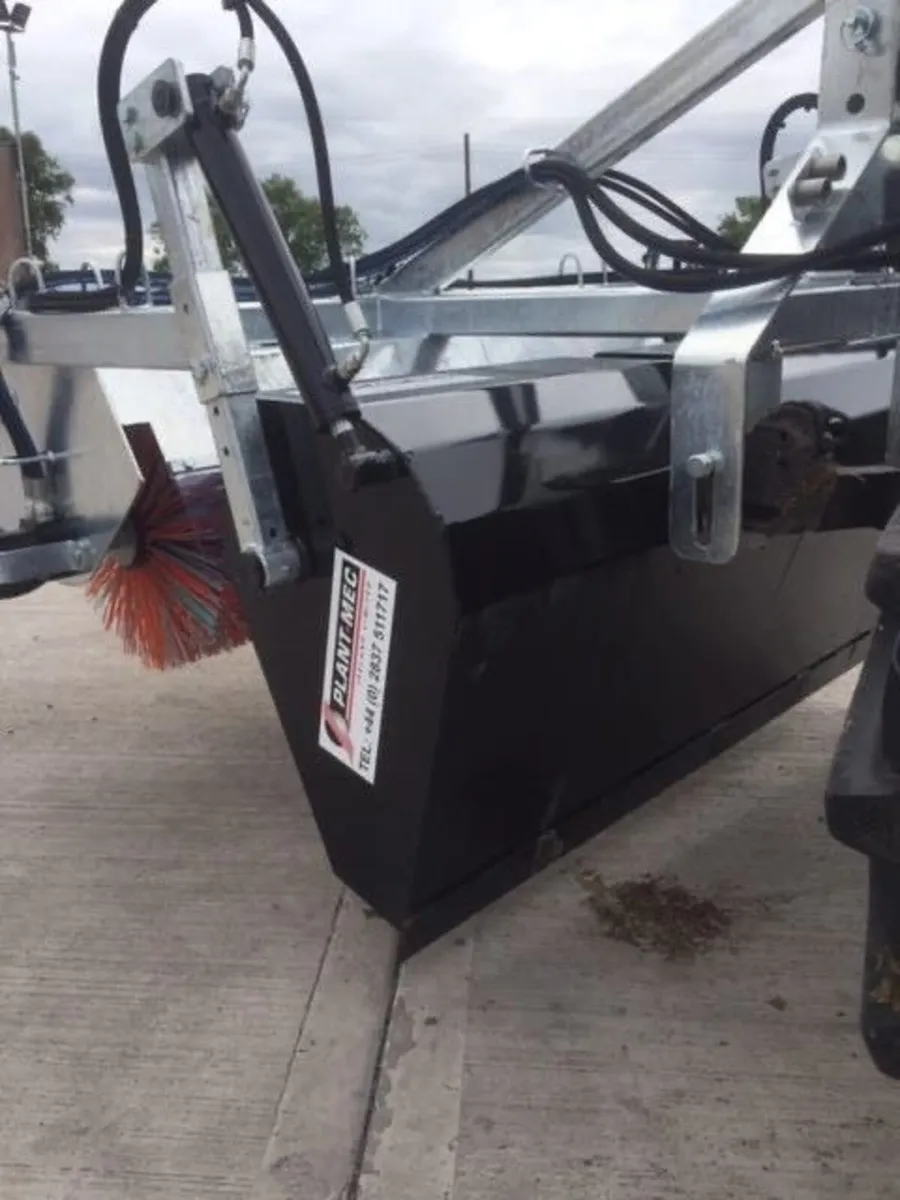 Road Sweeper - Image 3