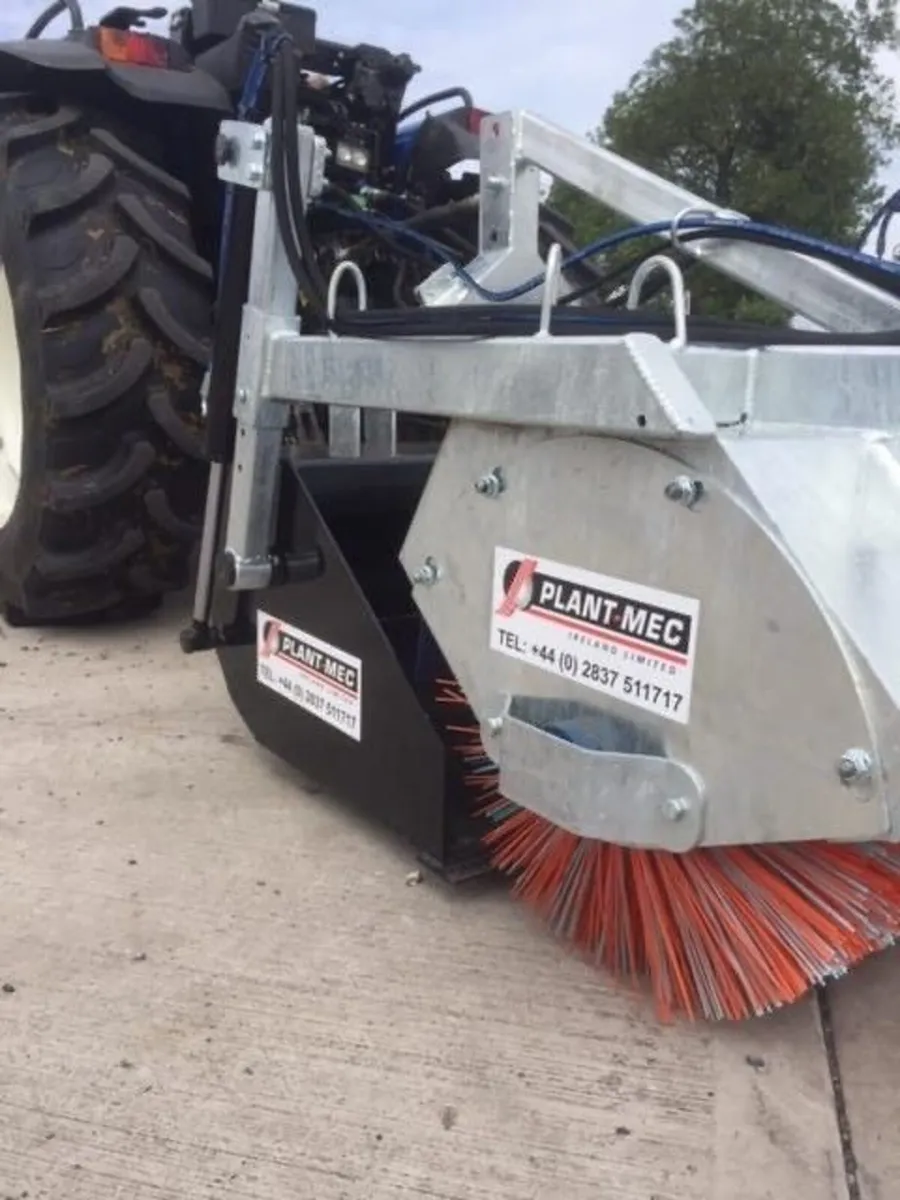 Road Sweeper - Image 2