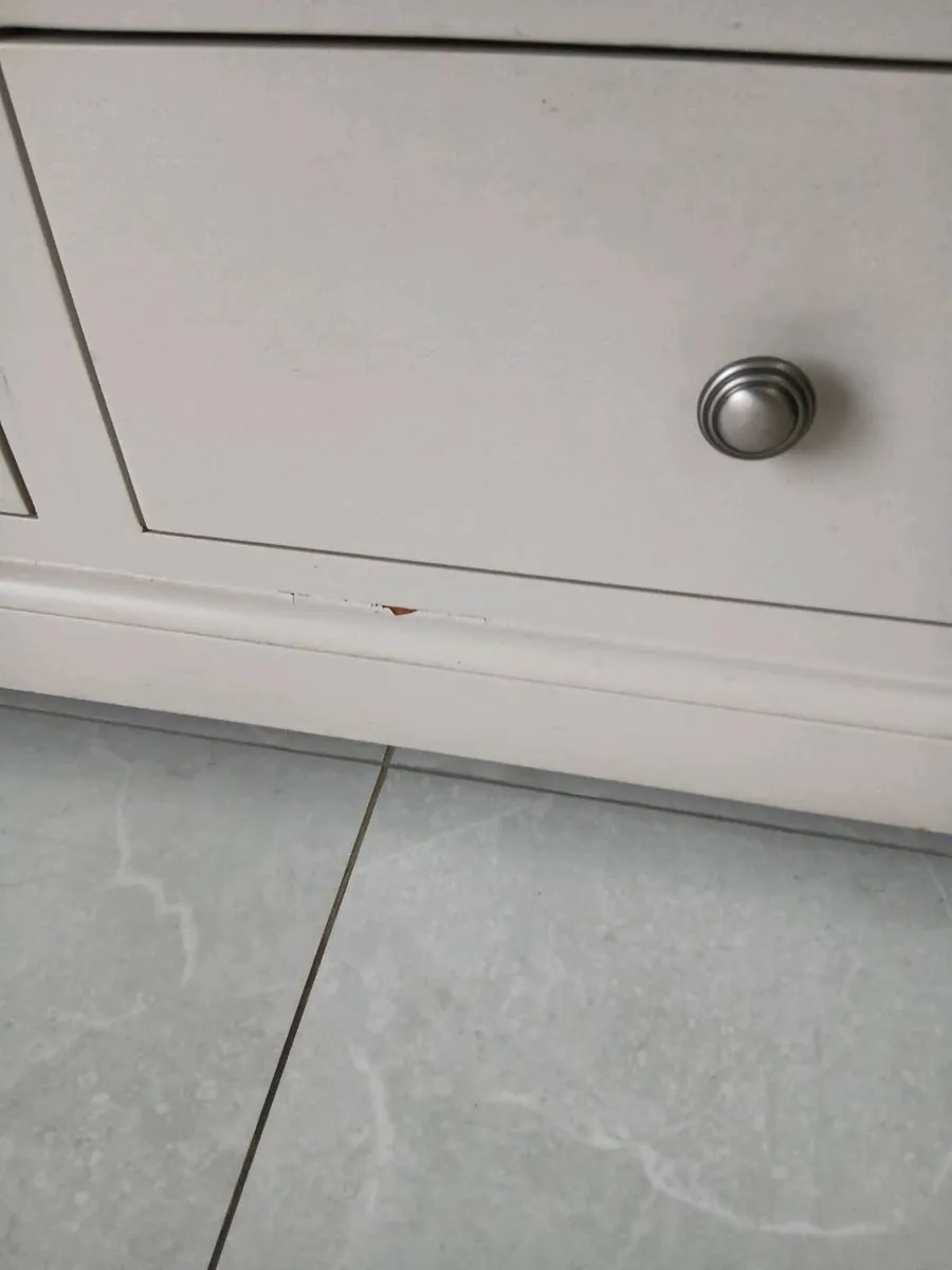 Cabinet - Image 4