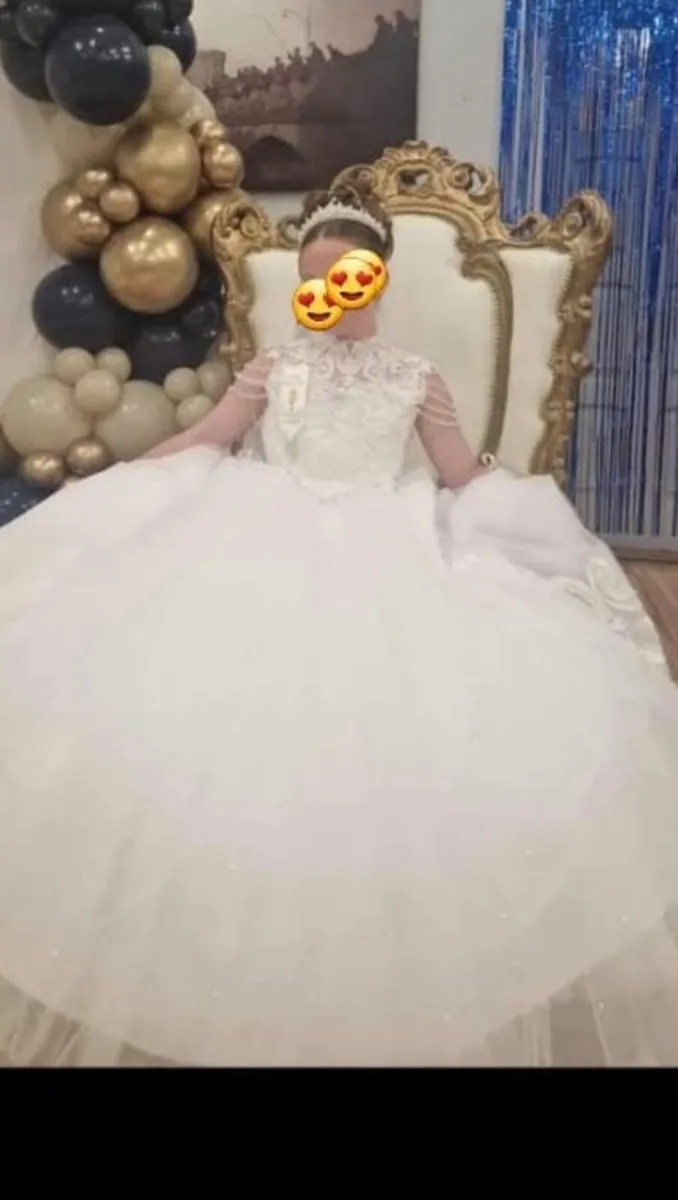 Communion dress - Image 1