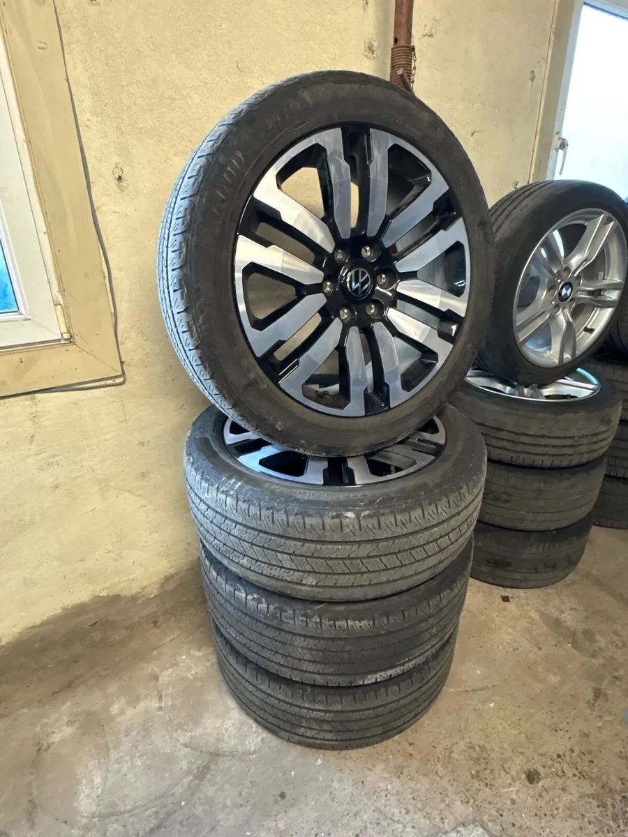 Volkswagen Amarok Aventura 21 inch Alloys 6x139.7 - Image 1