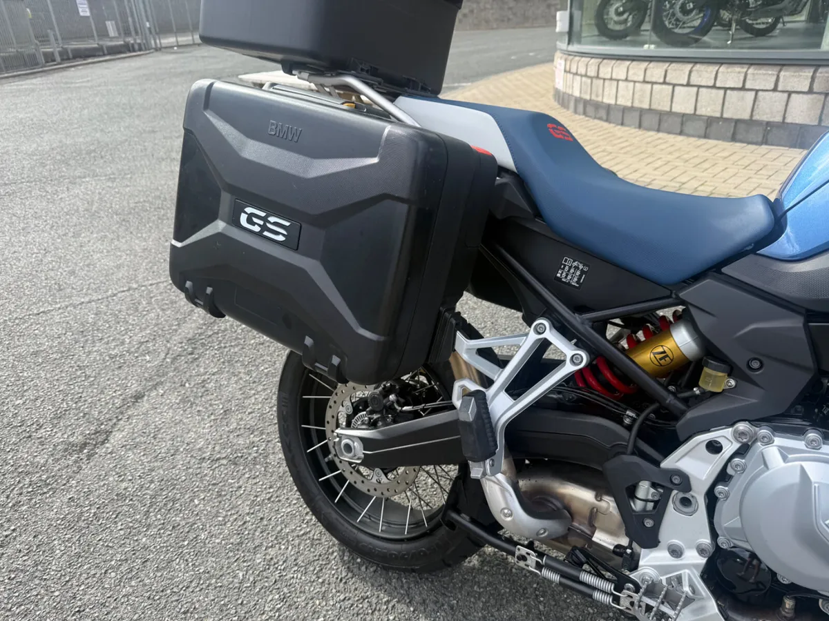 2023 BMW F 850 GS - Image 4
