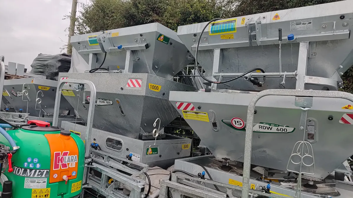 Fertiliser spreader Tolmet - Image 3