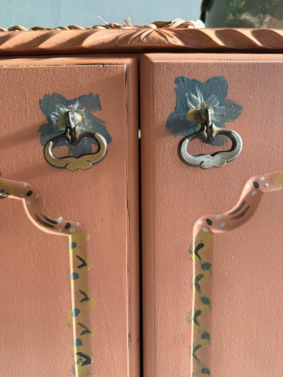 Hand painted furniture - Image 3