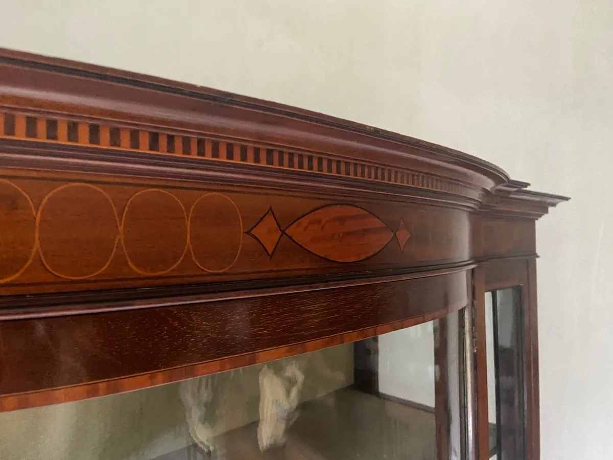 Edwardian Bow front display dresser - Image 4