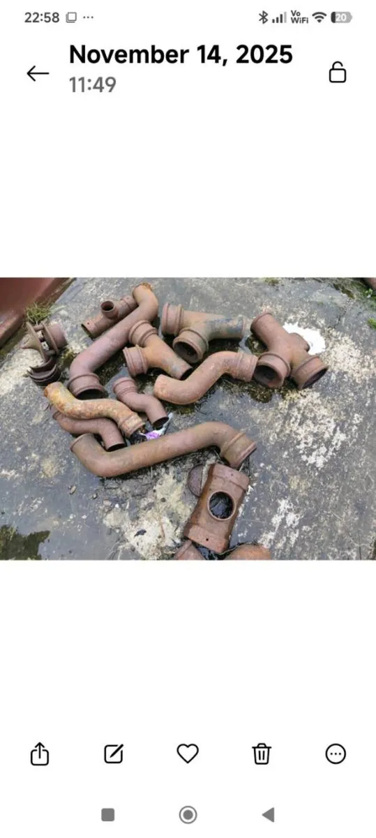 Cast iron gutter fitting